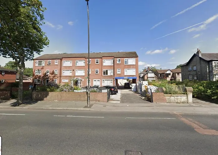 Studio With Great Transport Links To City Centre